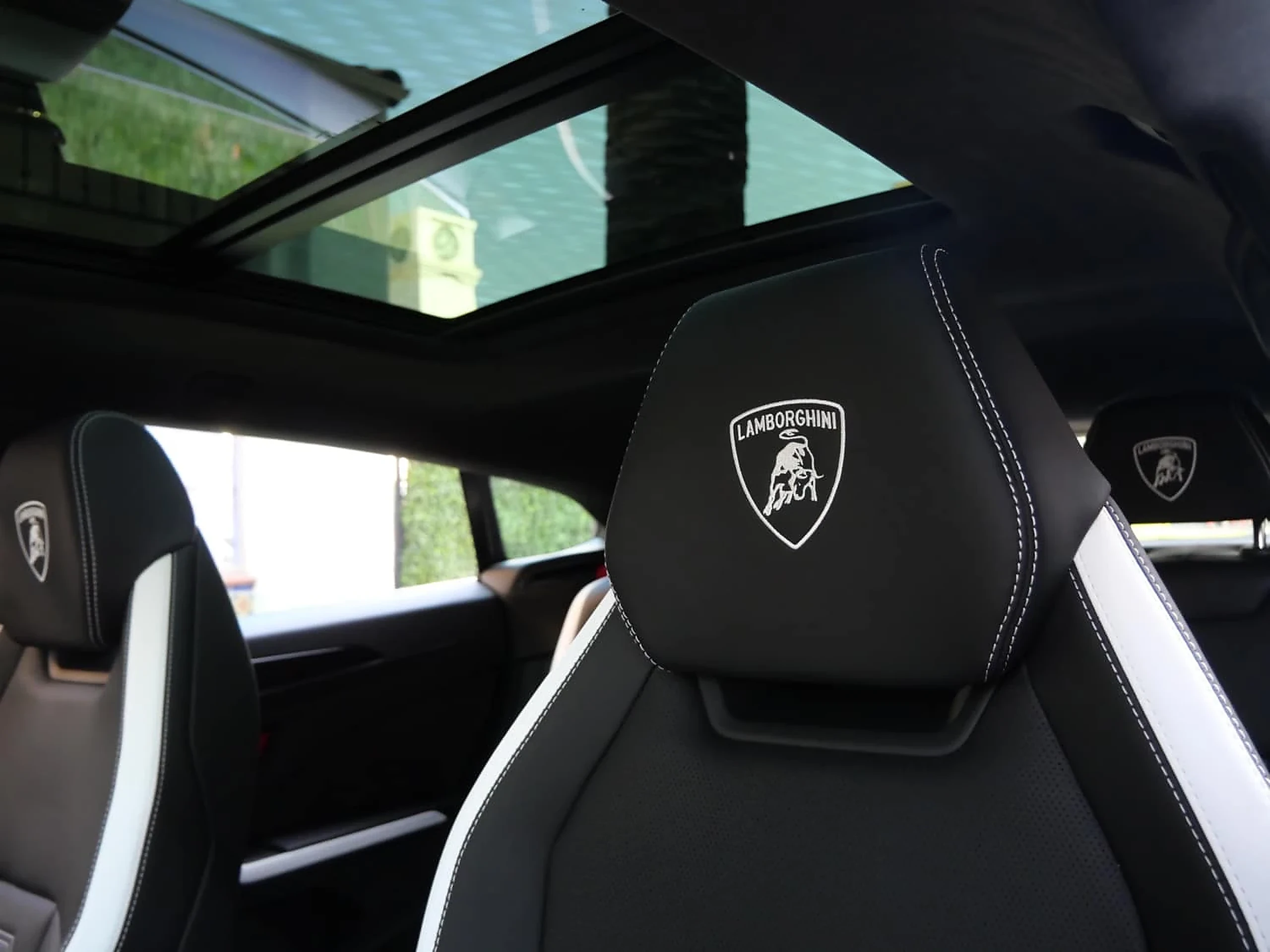 Lamborghini Urus SE detail relevant to hybrid supercar rentals on LUXURY CAR CLUB
